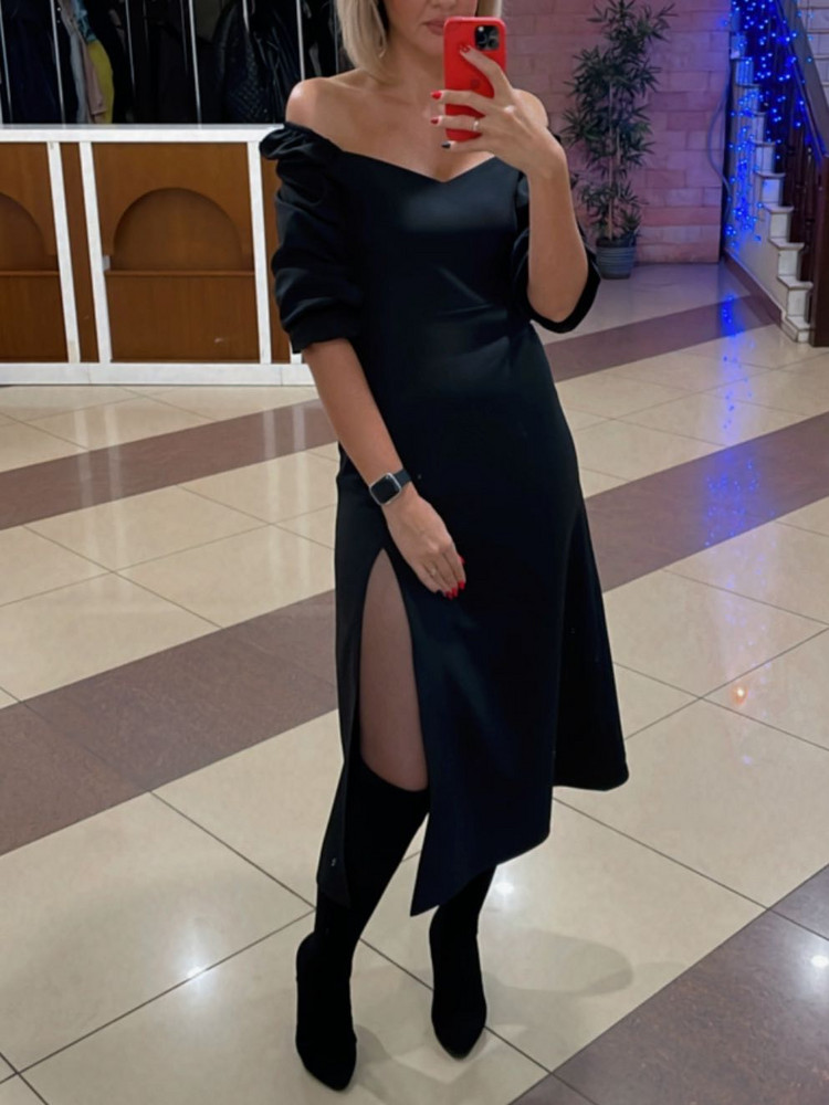 Платье красивое 😍 разрез сделала чуть выше, очень даже ничего получилось. На грудь 2 размера чуть велико было, ушила. Рукава подняла, чтоб фонари были более выразительными.