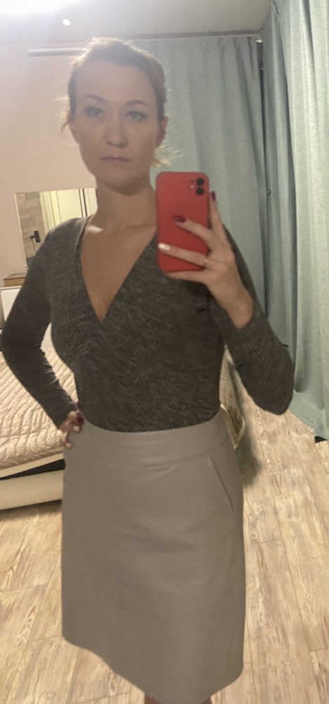 Боди отличный , все как я хотела , ткань приятная , не очень тонкая , но не плотная , размер соответствует, не тянет при росте 180, довольна , буду заказывать ещё 👍👍👍