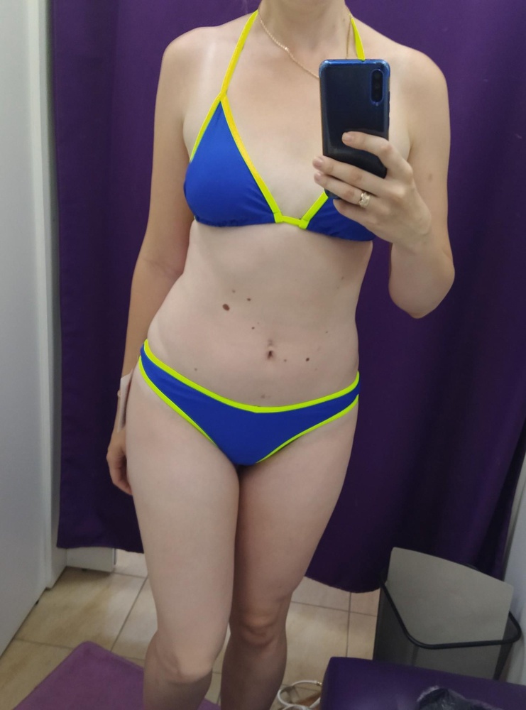 Очень классный купальник) смотрится интересно, яркий очень, хорошо сидит на фигуре! Спасибо большое производителю!)