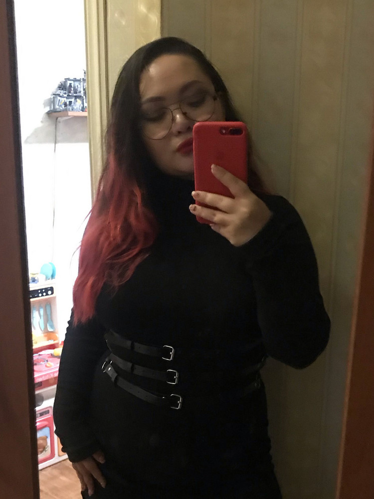 Не плохая портупея. Надеюсь будет служить долго) У меня размер 48-50. Даже ещё запас есть)))