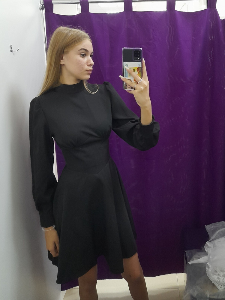 Платье - супер,для худеньких девочек - просто огонь😍😍
