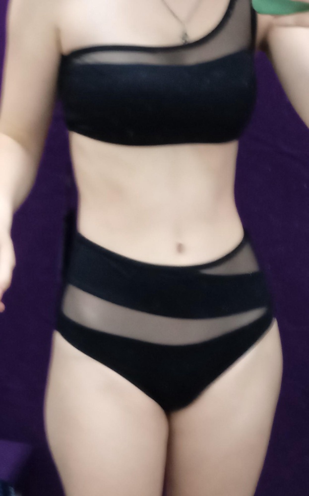 Хороший купальник, в размер!