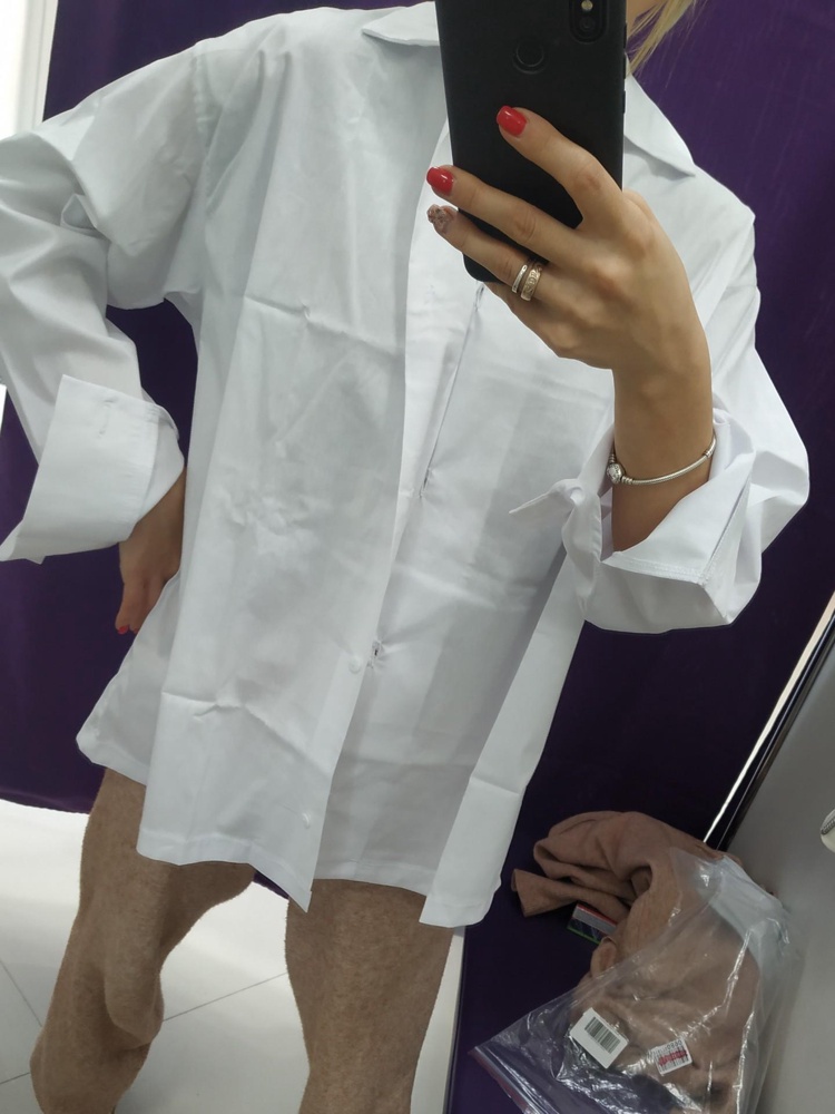 Качество так себе, тонкий хлопок, просвечивает сильно,мой рост 161, параметры 85-64,на мне как рубашка мужа🤣