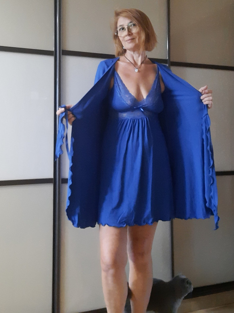 Отличный комплект, приятная ткань, хорошо сидит, цвет  очень красивый!