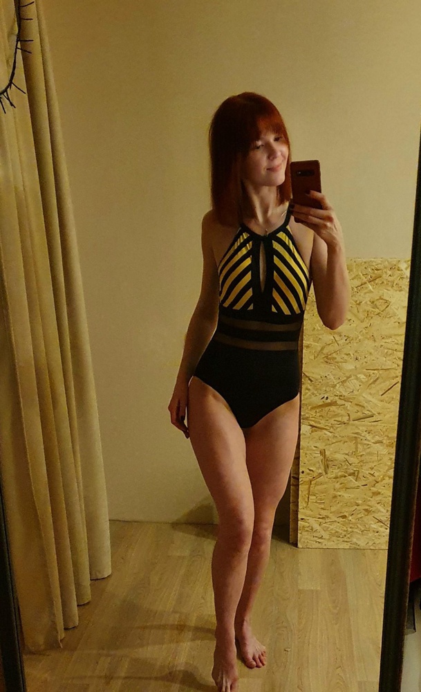 Очень красивый купальник 😍
Рост 173