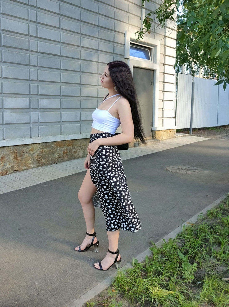 Юбка супер, размер соответствует, заказала ещё такую в другом цвете