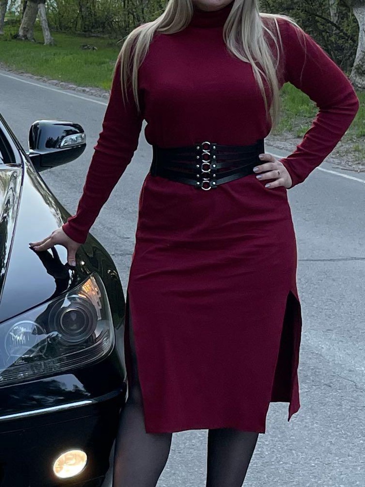 Ремень замечательный, зря переживала что может расстёгиваться))) отлично сидит не давит👍🏻 я очень довольна 🥰