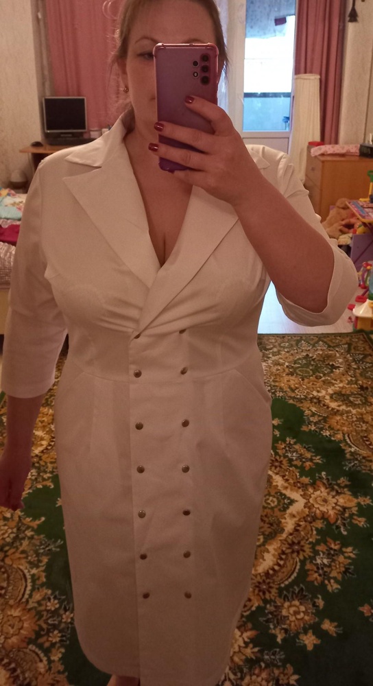 Самая лучшая фирма, это 2й мой халат, модели разные, но сидят идеально. Сегодня на работе комплименты были и от женщин и от мужчин.