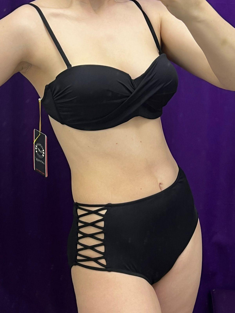 Отличный купальник пушап с двумя плавками!