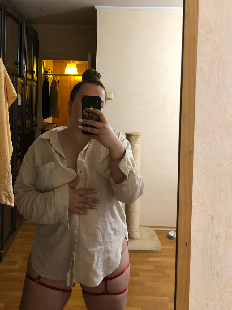 Пояс супер, размер подошёл. Не пожалела, что заказала)