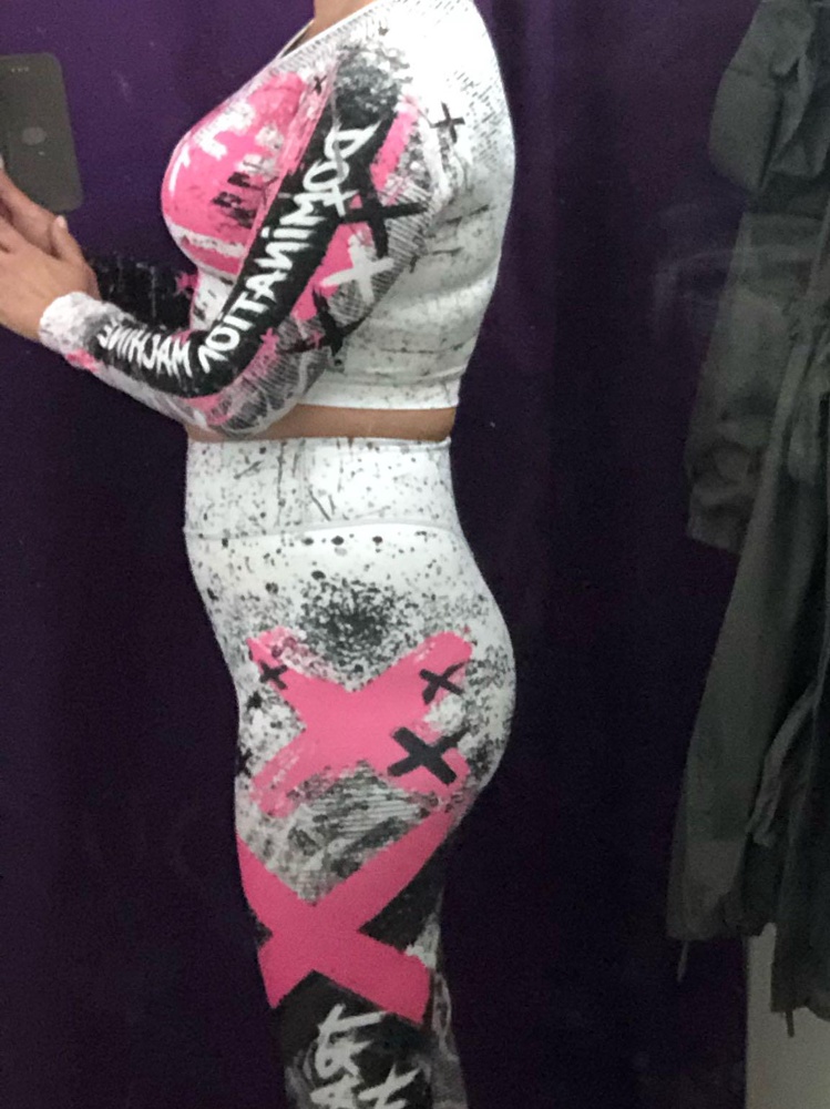 Понравился, качество хорошее. Немного душно в этой Ткани. Выбрала другой. По размеру все соответствует. 