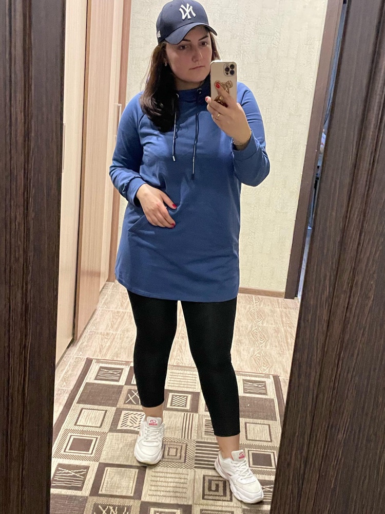 Классные,плотные,даже мой целлюлит утягивают так,что его почти не заметно.Ношу 52-54,заказала 50,сели отлично.