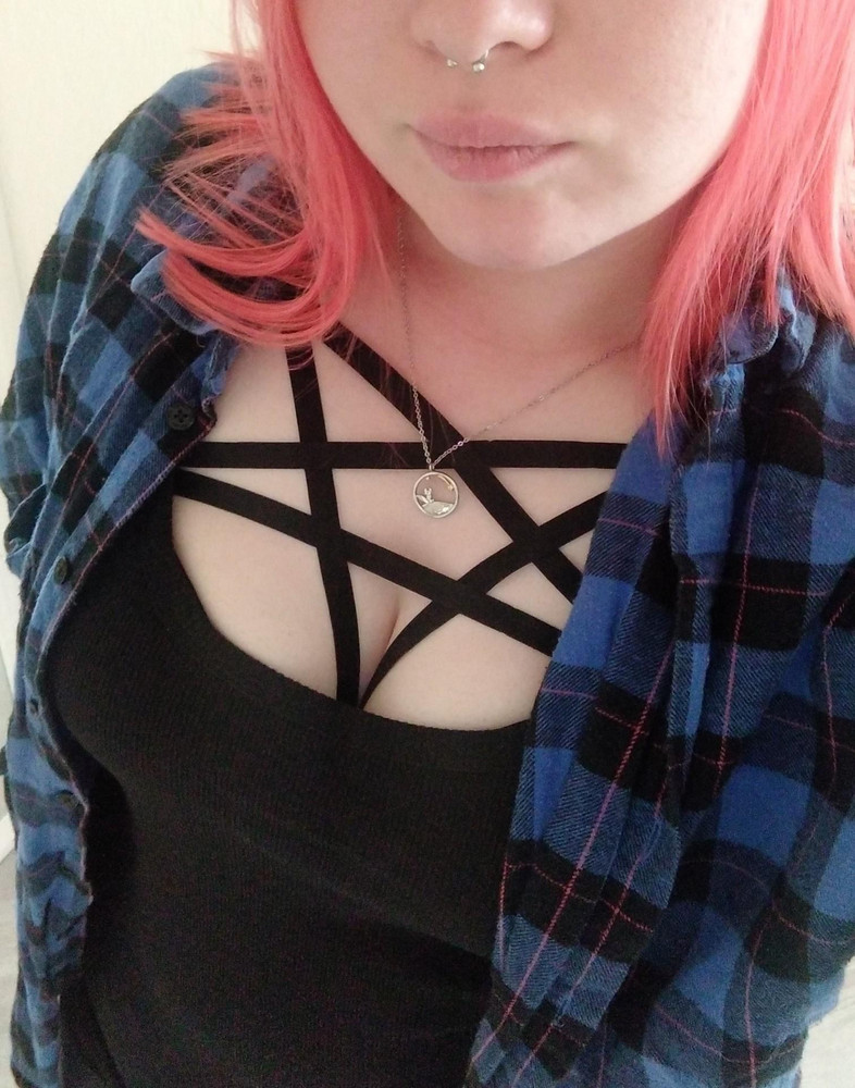 Очень удобная и красивая, но в начале сложно распутать