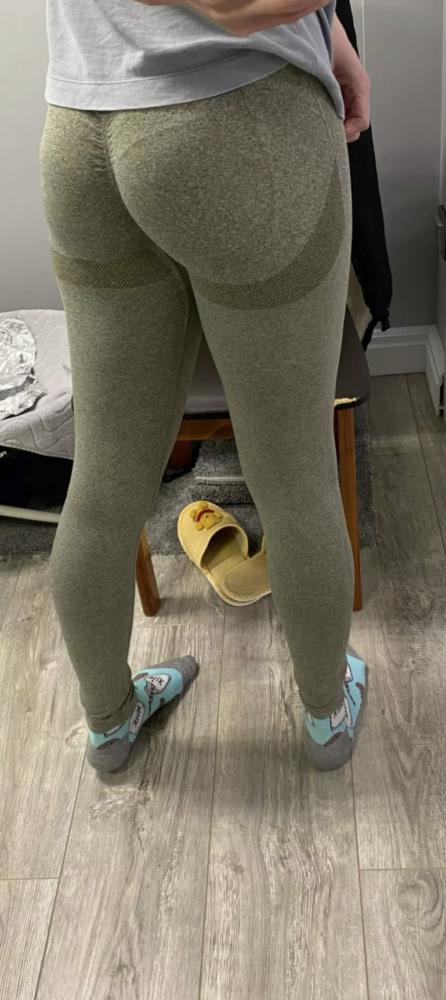 Леги супер 🔥 всё по размеру, качество отличное, сели как надо