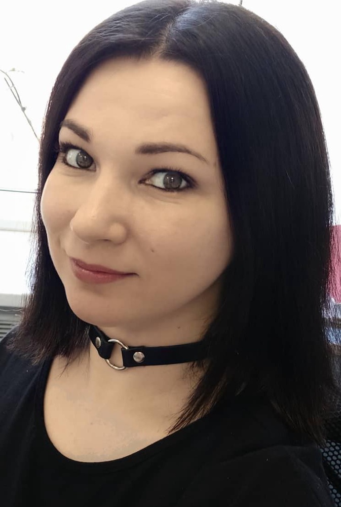 Отличный чокер! Добавляет изюминку к одежде.