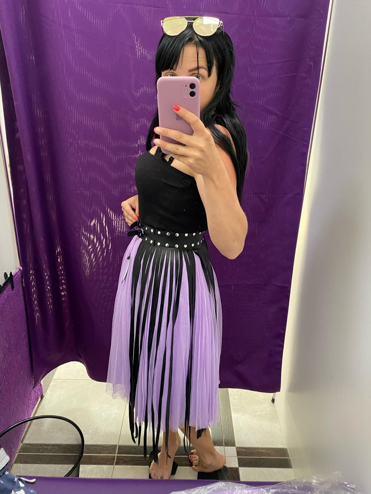 Очень крутой ремень 😍Я в него влюбилась 😍Качество бомбическое ,и дополнит любой наряд мне кажется 👍Спасибо большое ,теперь у меня есть очень стильный ремень на все случаи жизни 👍