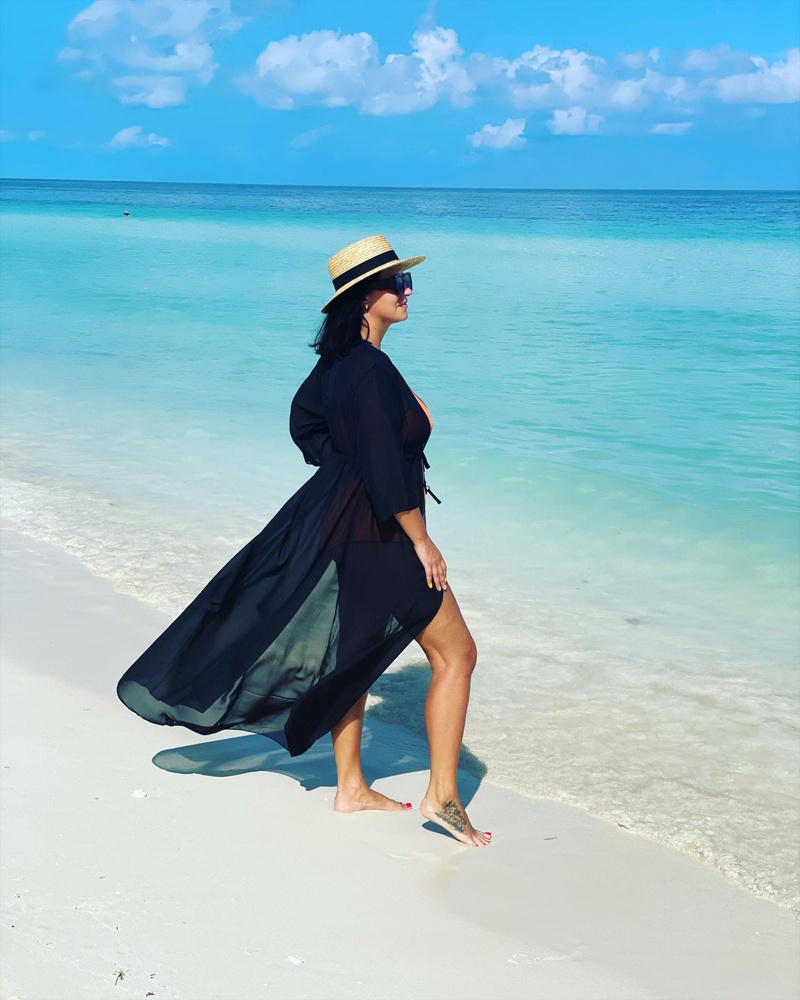 Обалденная туника! Смотрится стильно и классно, закажу ещё такую белую 