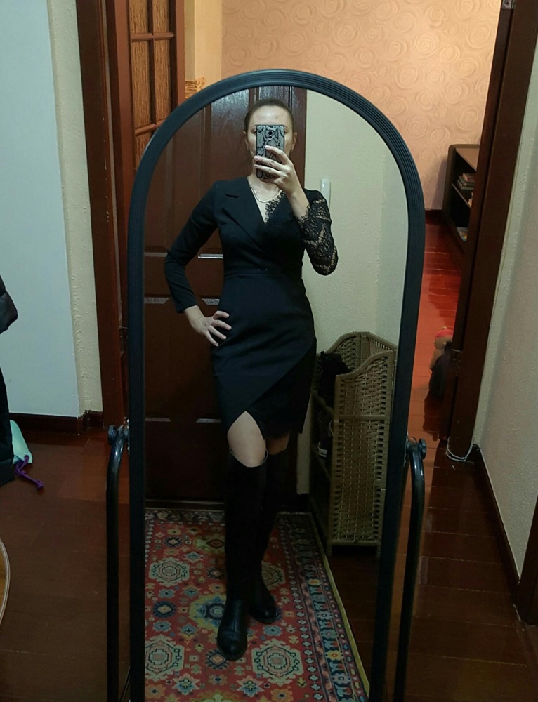 Отличное платье, еще и за такую цену. Мои параметры 87/67/94, рост 172. Рукава как раз