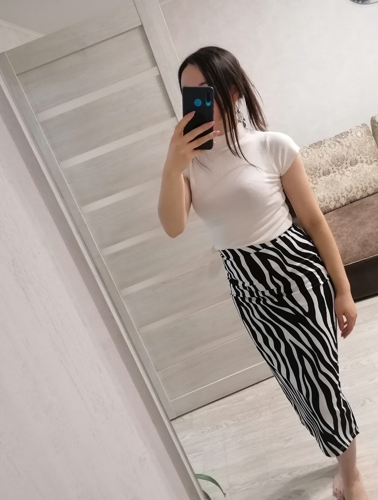 Отличная юбка, размер соответствует