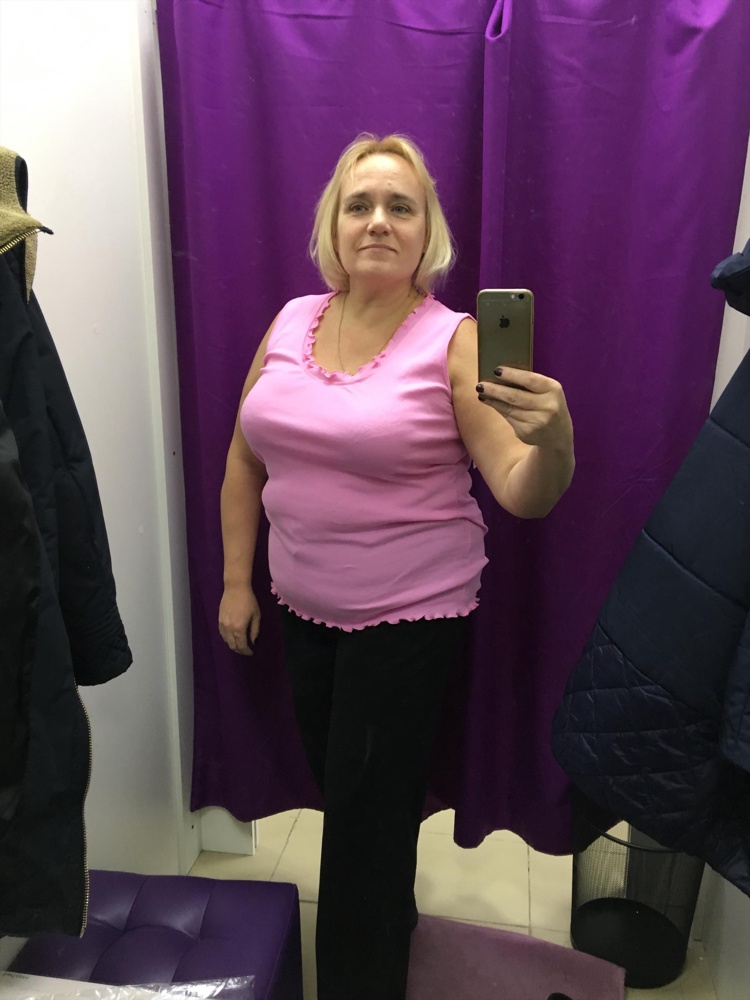 Хорошая майка.На мои параметры ОГ-114, ОТ-110, ОБ-124 выглядит вот так. Немного длинновата на мой рост 161