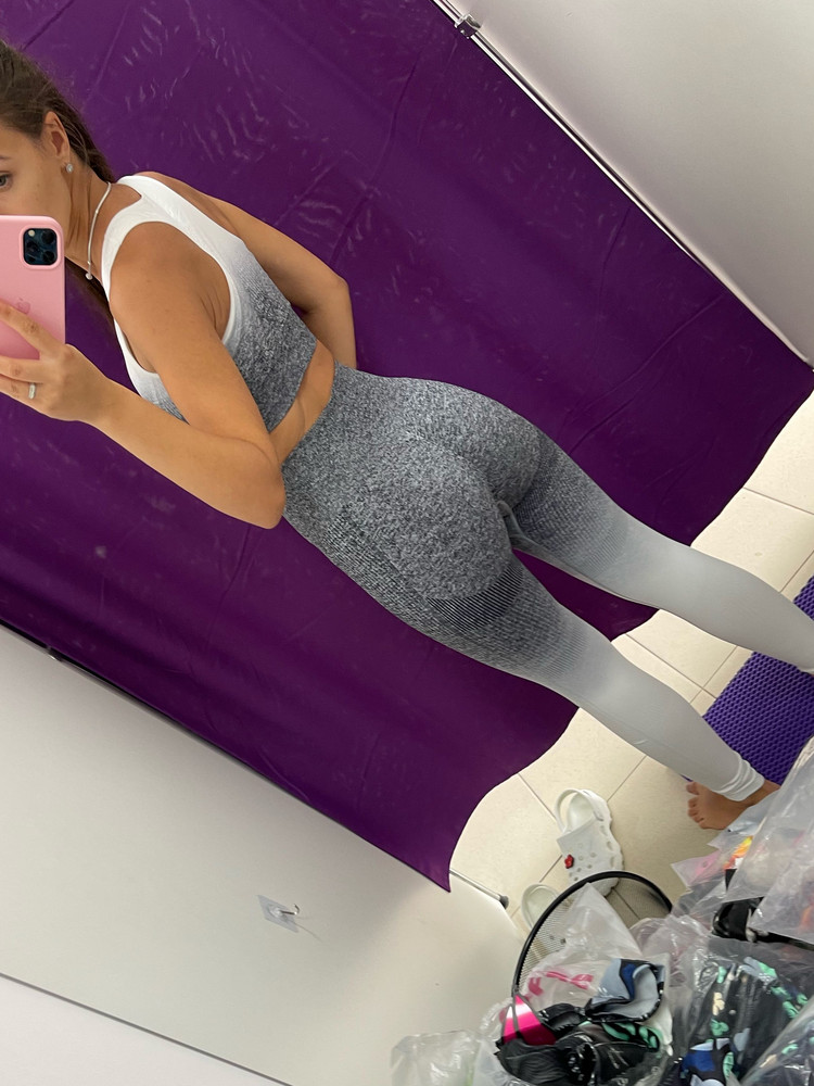 Взяла, сел хорошо , мягкий