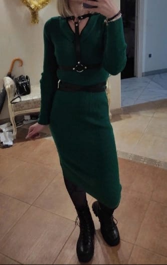 Товар отличный, упаковка и доставка без претензий, ремешки на ощупь гладкие.Размер регулируется, портупея села идеально, шикарно подчеркнута женская фигура, особенно оценил муж