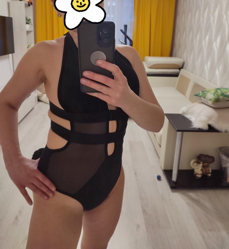 Хороший купальник,советую ,размер соответствует