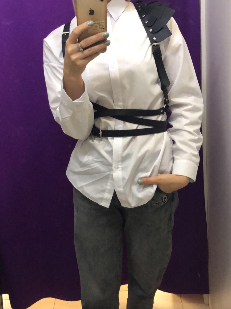 На вид прикольная. Но пока мерили вся рубашка в чёрных ворсах. Надеюсь так будет не всегда. 