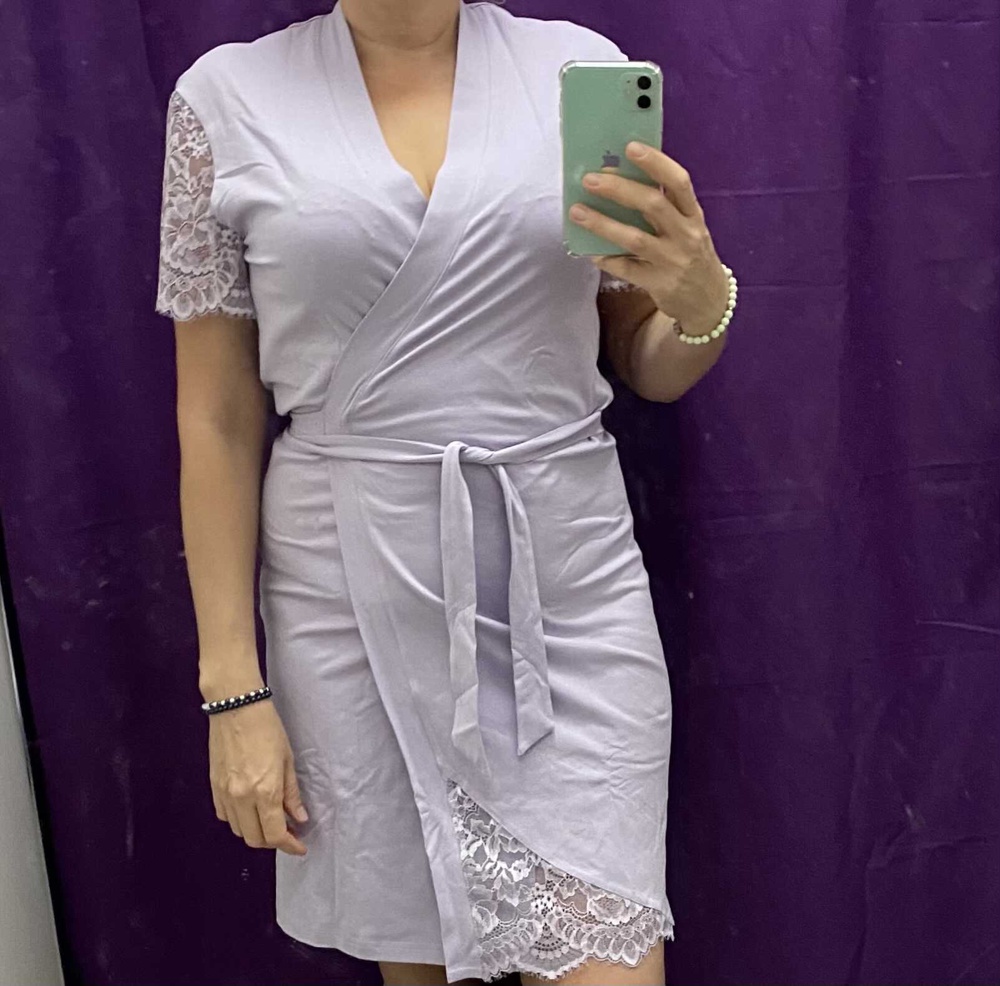 Халат огонь ! Ткань приятная, хлопок. Думаю брать и другого цвета) 