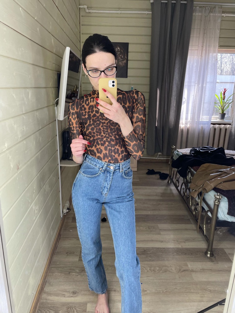 Благодаря Вам я полюбила боди!😅😍Все очень качественно сшито, ничего нигде не просвечивает даже с темным лифом, безумно приятная к телу. В нем очень комфортно и легко. Спасибо! На свой р-р XS забрала S так как комфортней в нем)