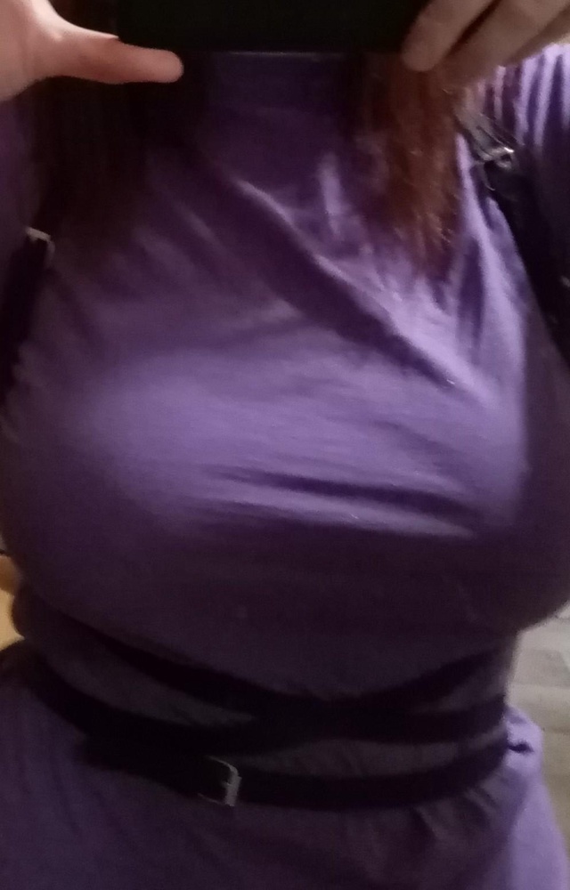 Немного не по-размеру стимул и планы похудеть) а так все целое и понравилось 😊