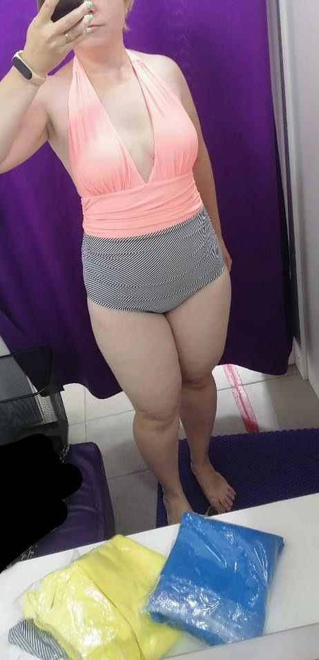 Ну очень красивый. Перезаказала побольше размер