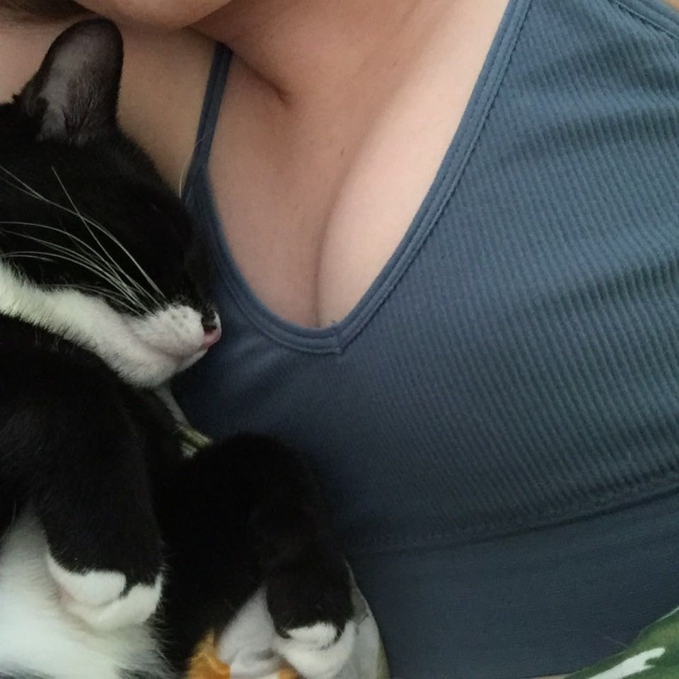 просто шикарный!! очень удобный и красивый