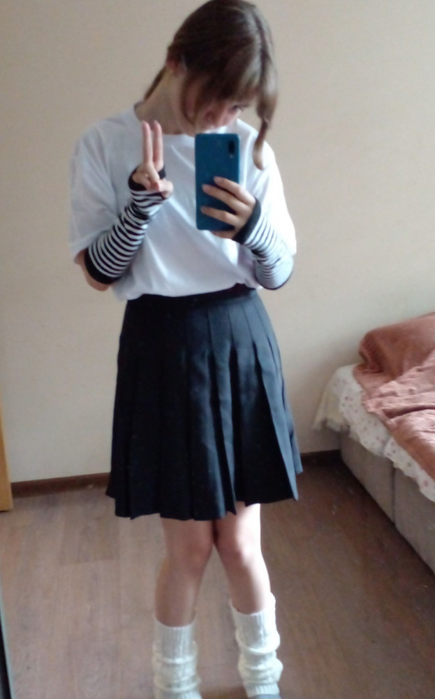 юбка просто класс! рекомендую 💞 💋 но немного большевата в талии.... но это уже мои проблемы💕