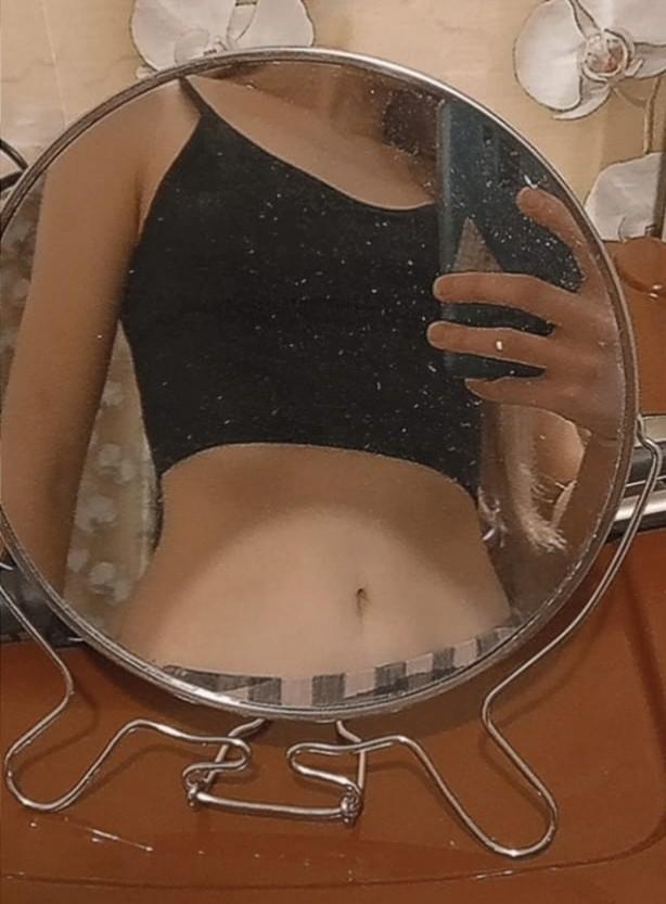 Ооочень классный топ ❤️идеально сел, красивый и качественный, короче говоря ваще супер, советую