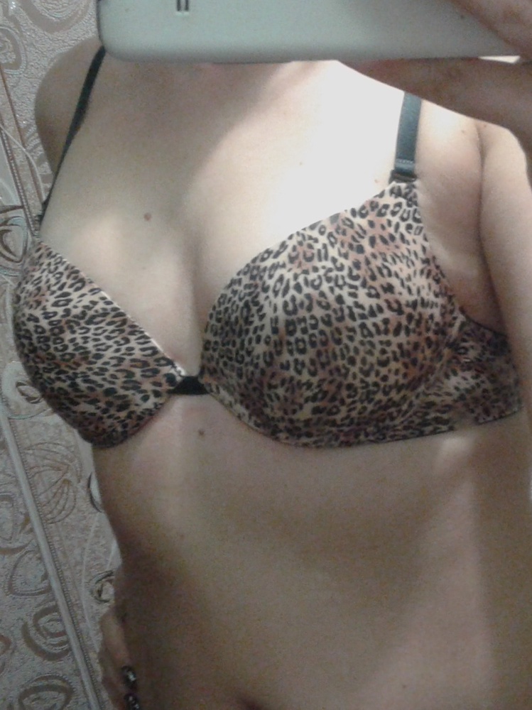 Отличный лиф!! Описанию соответствует полностью, просто огромный пуш-ап! На 75В взяла 2В. сел идеально. Мерила 3В - в обхвате хорошо. а чашечка пустовата и топорщится