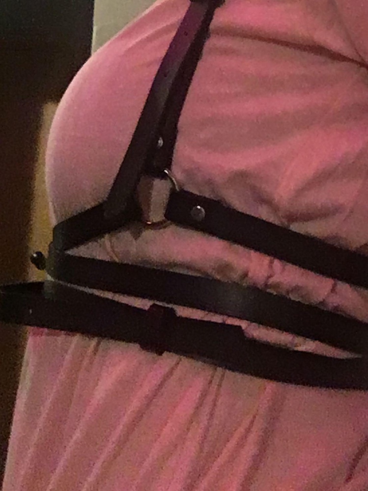 Классная!!!!!! Моя мечта! Давно хотела купить себе портупею. Выбрала эту, цена отличная и качество 👍 