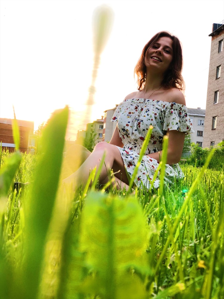 Классное платье, село замечательно:)