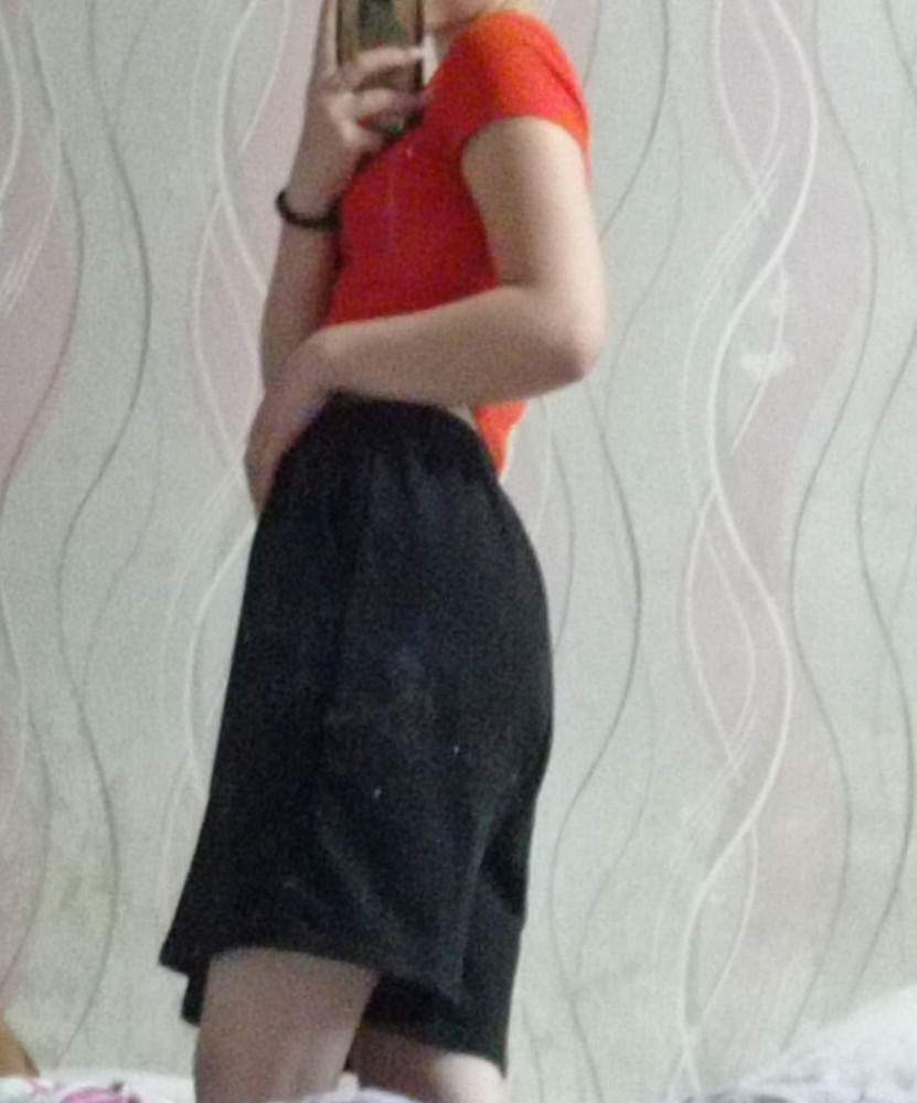 шорты классные, на свой 40, заказала 44, хотела что бы были посвободнее, всё подошло, спасибо <3