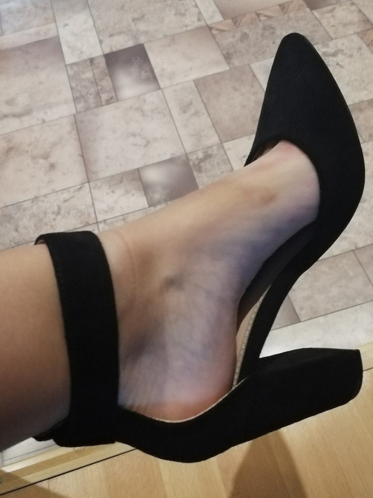 Симпатичные туфли за свой ценник. Посмотрим, как покажут себя на практике. Пришли быстро. Упакованы хорошо и аккуратно. Спасибо!