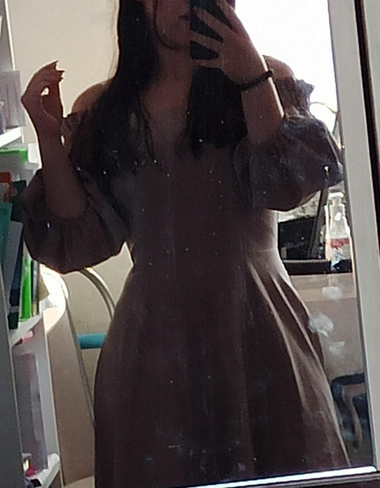 на параметры 93-69-102 берите 46 размер) При росте 154 подол платья находится у щиколоток. Платье невероятно красивое, ткань замечательная)