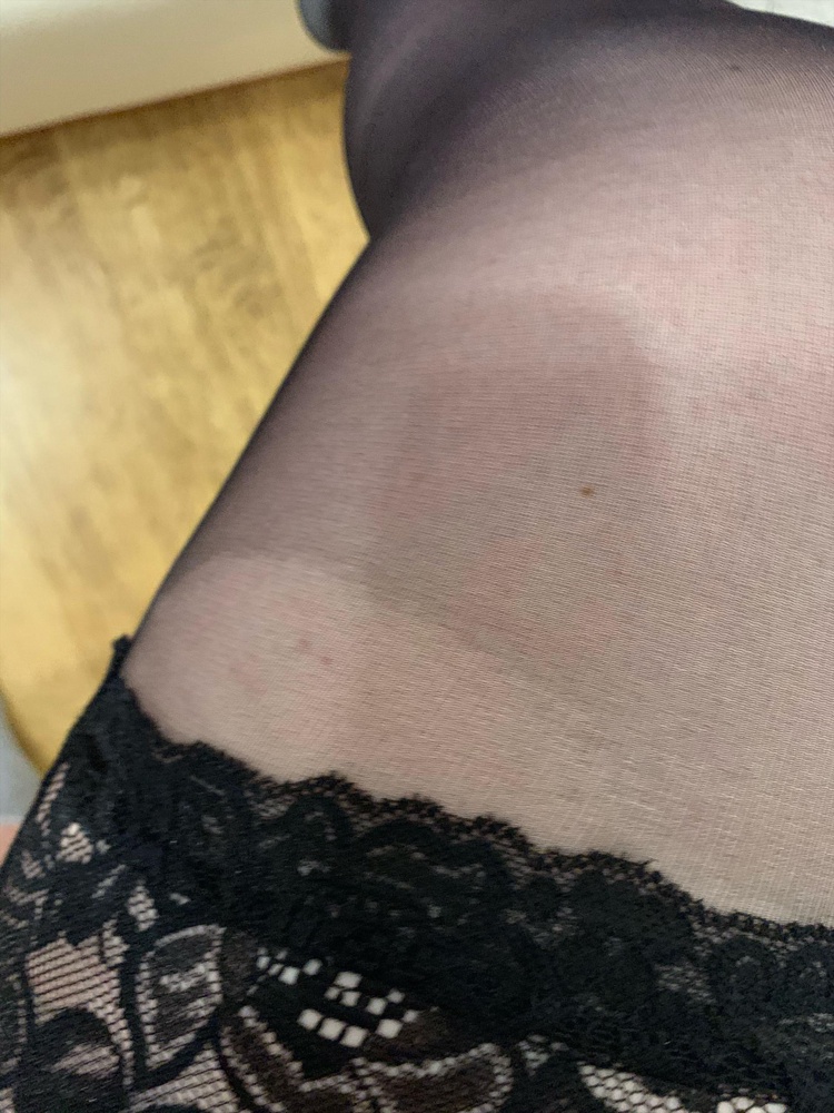 Чулки красивые, но с какими то пятнами 