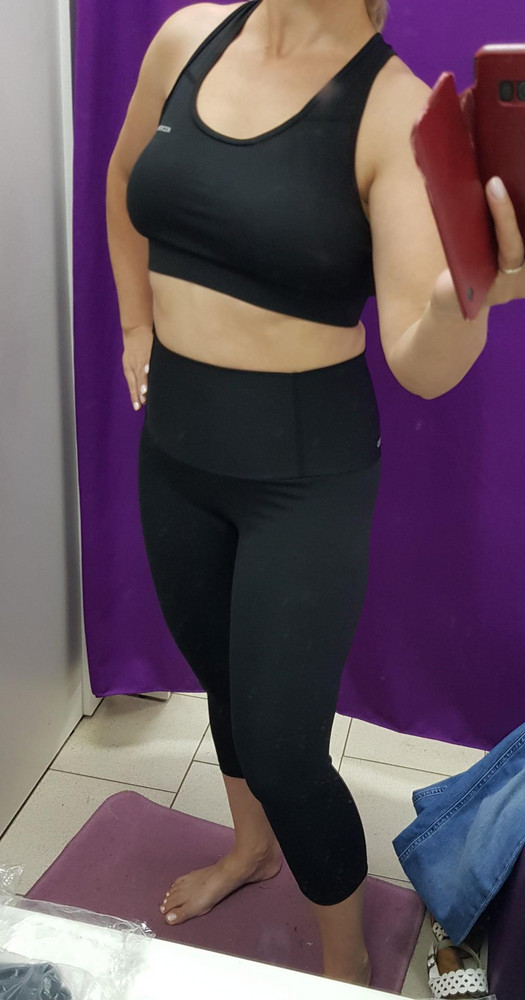 Классный топчик. Очень удобный.