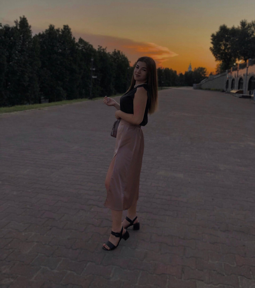 Юбка супер! Очень приятная к телу и качество хорошее