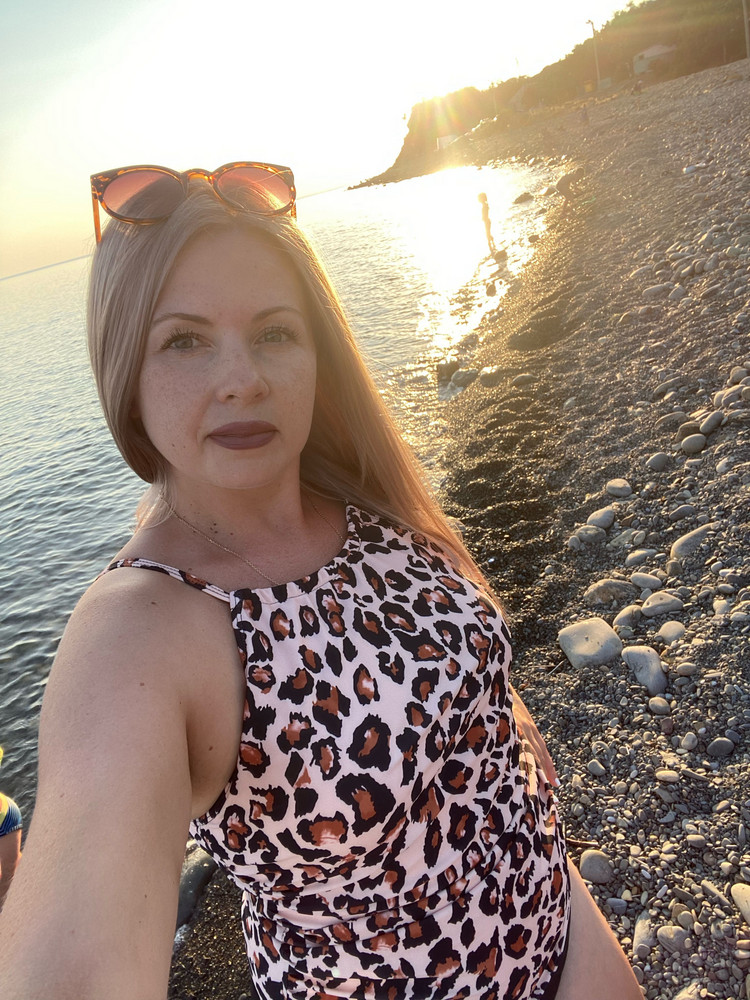 Классный скрывает недостатки , т.к.Топ в складку 