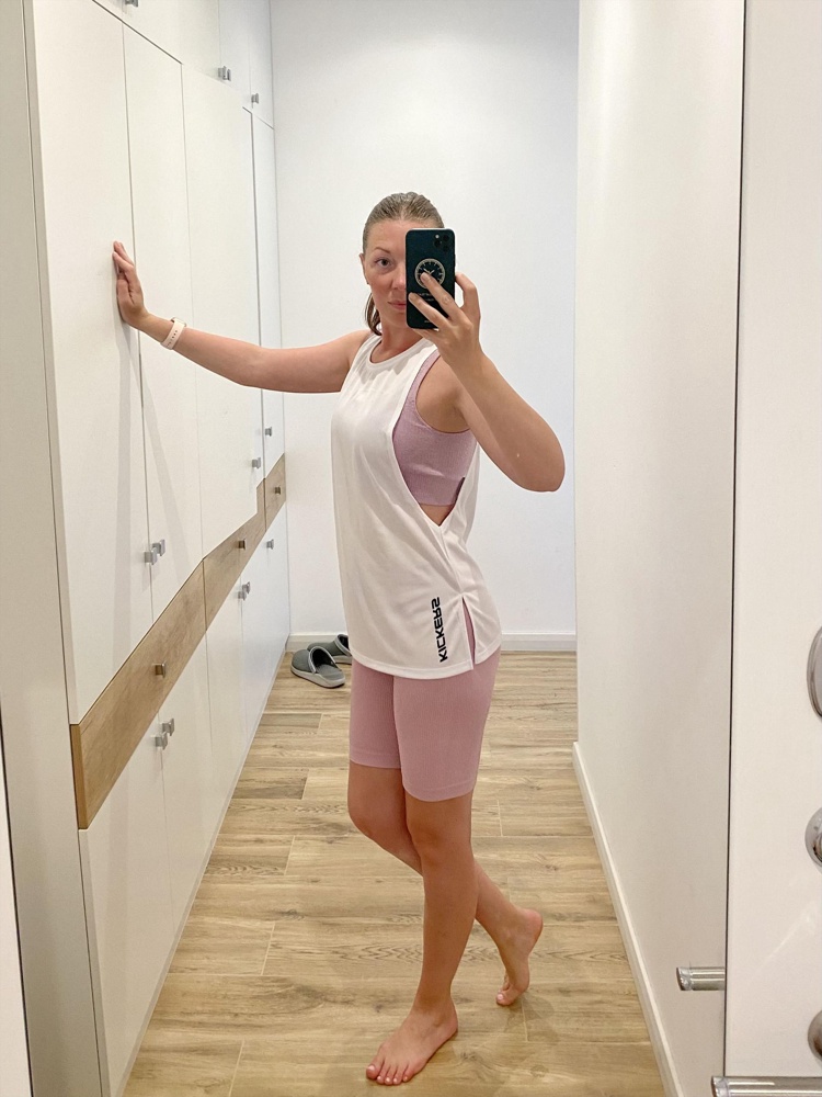 Отличная. На мой 46 размер подошла идеально!