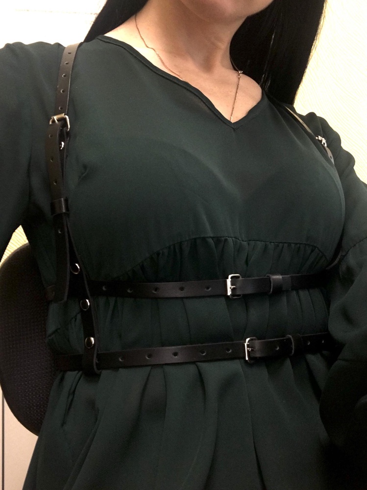 Классная портупея! Качественная! 40-42 отлично сел на 44 размер! Рекомендую!