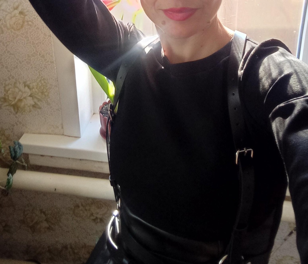 Отличная портупея, очень хорошо смотрится, всё целое и всё на месте. Спасибо)