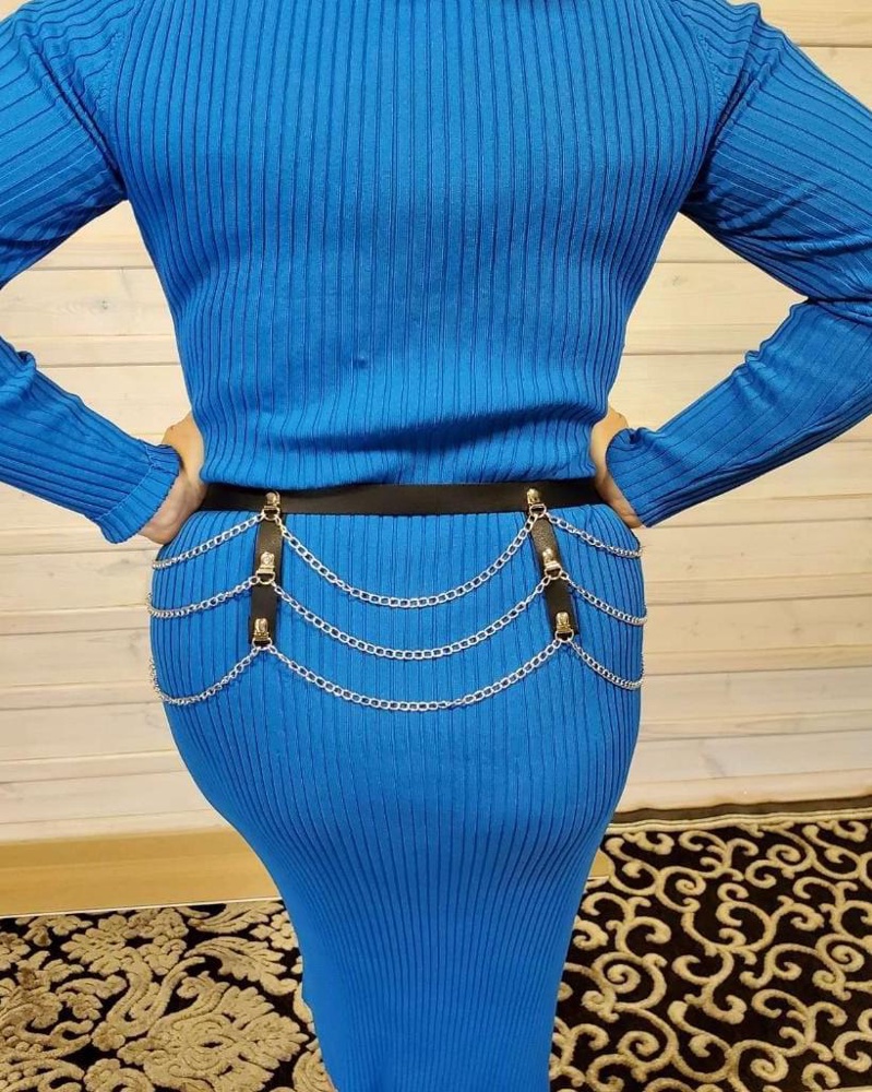 Заказала аксессуар, который привёл восторг коллег по работе. Выглядит потрясно. Пояс великолепно смотрится с платьем. Всё регулируется, качество кожи и цепочки супер! Портупея топ!