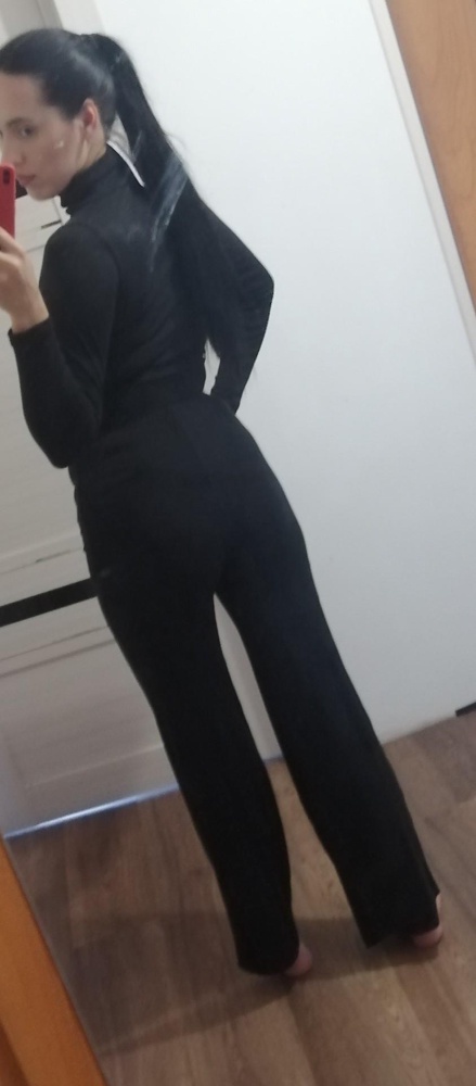 Костюм понравился, но порван под рукавом(